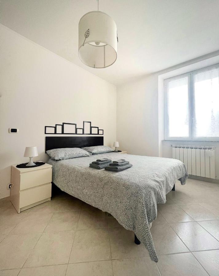 A Casa Di Pizz - Bilocale Con Parcheggio Privato Leilighet Savona Eksteriør bilde